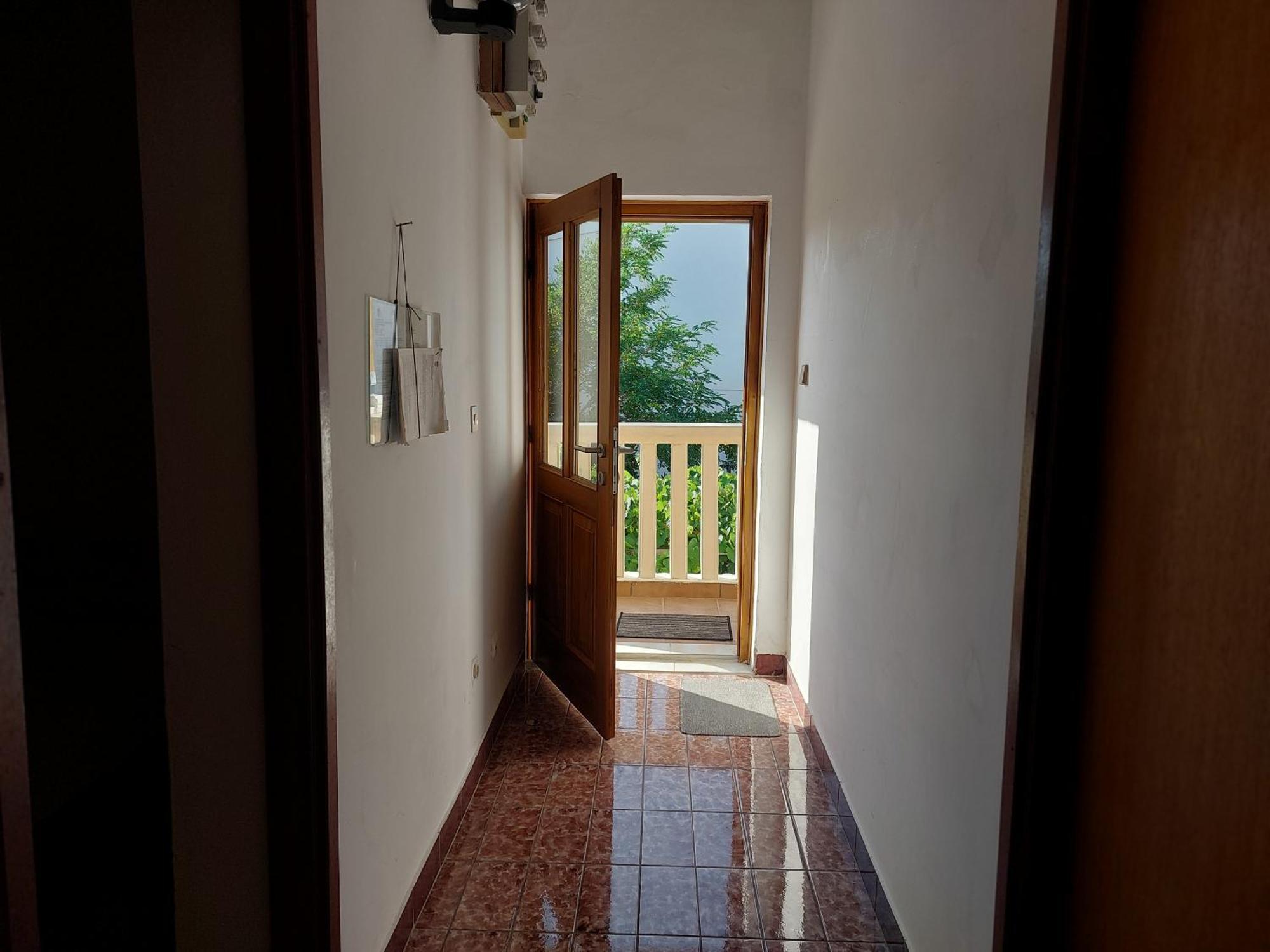 Studio-App Iva, Balcony With Sea View - 50 M From Beach Pag Town Luaran gambar